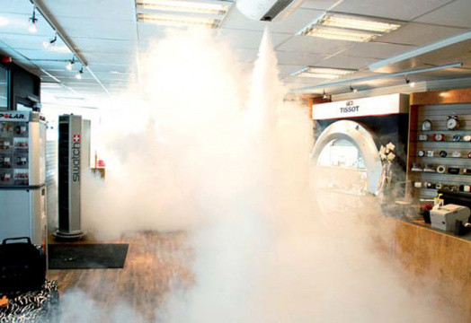 Installation générateur de brouillard dans commerce et magasin